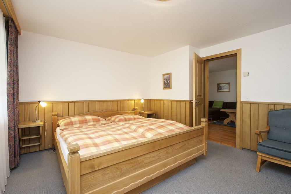 Jaegerhof Serviced Apartements Церматт Екстер'єр фото