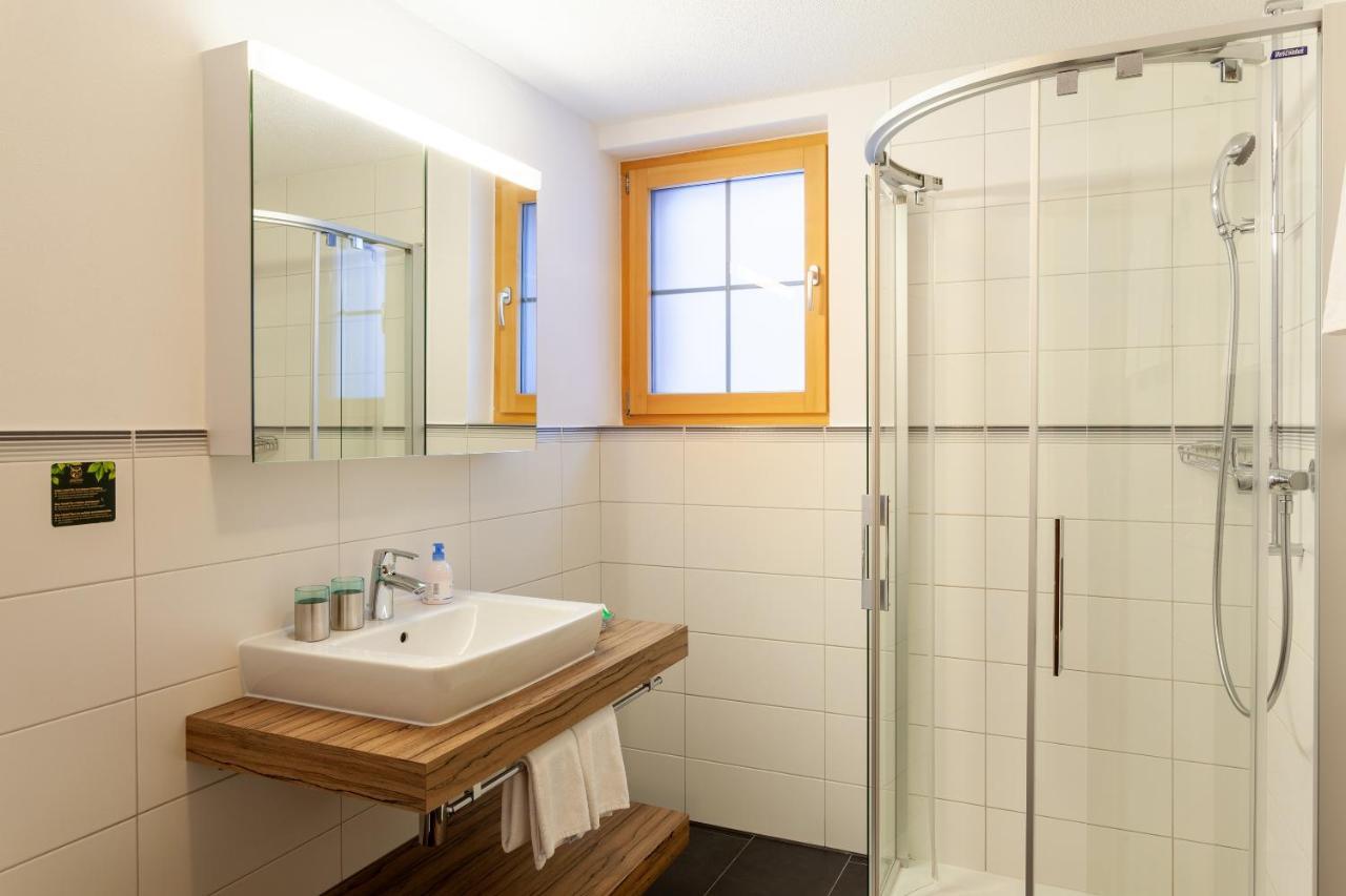 Jaegerhof Serviced Apartements Церматт Екстер'єр фото